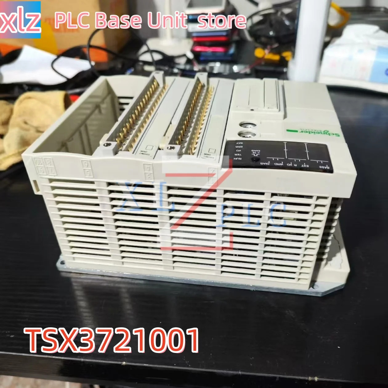 TSX3721001 오리지널 PLC 기본 장치