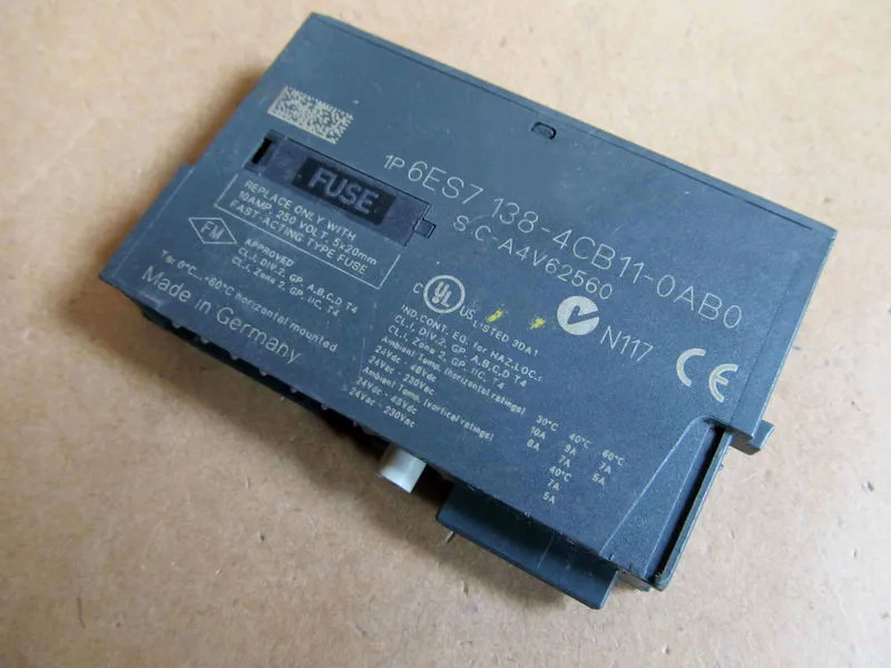 오리지널 모듈 6ES7138-4CB11-0AB0 6ES7222-4HF32-0XB0 6ES7221-3AD30-0XB0 신