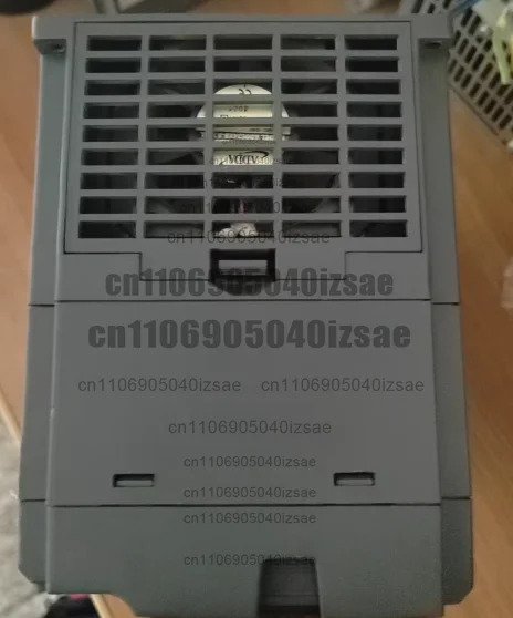 주파수 변환기 FA1000A-T3-2R2G/3R7P 리퍼 완료