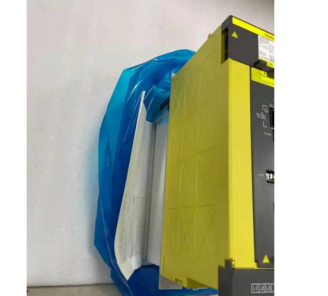 A06B-6120-H011 Fanuc 서보 드라이브 증폭기 12개월 A06B 6120 H011