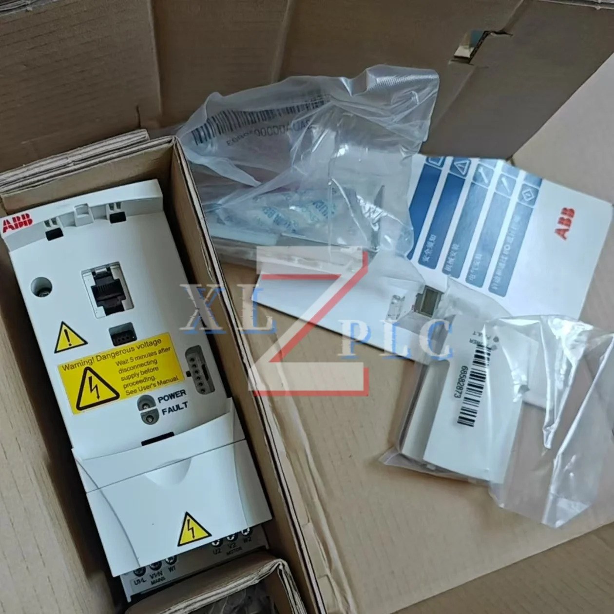 주파수 변환기 ACS310-03E-08A0-4 ACS310-03E-09A7-4 신규