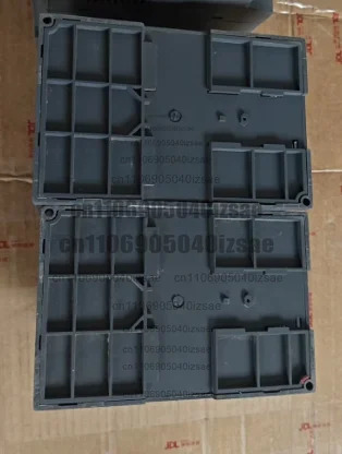 주파수 변환기 ZQ100M-1R5G3-B 1.5KW 380V 완전 작동 리퍼 완료 OK