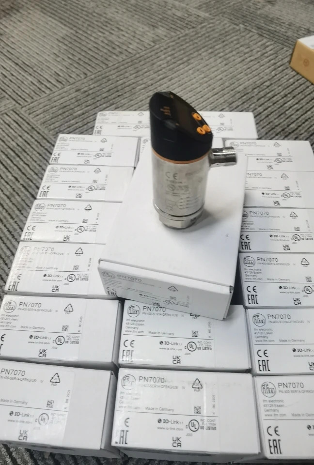 IFM PN7070 압력센서