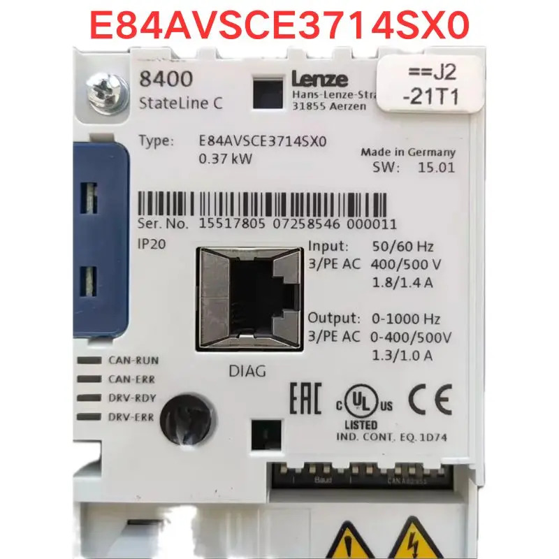 오리지널 E84SCE3714SX0 주파수 변환기 8400 0.37KW