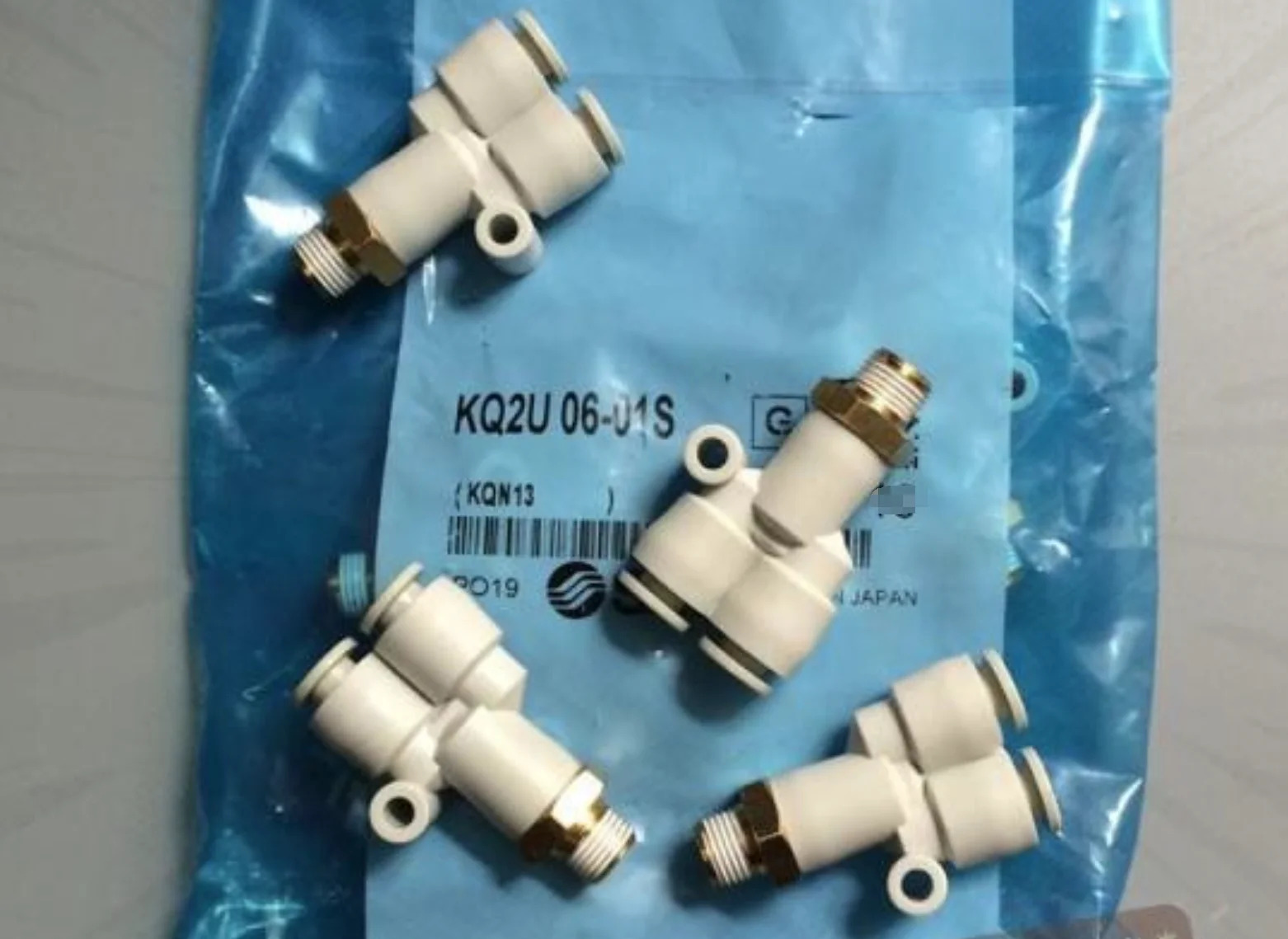 SMC 커넥터 KQ2U06-01S