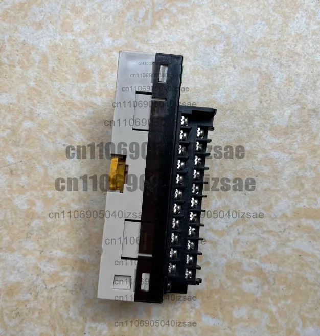 PLC 원격 모듈 DRT2-MD16 24VDC 리퍼 완료