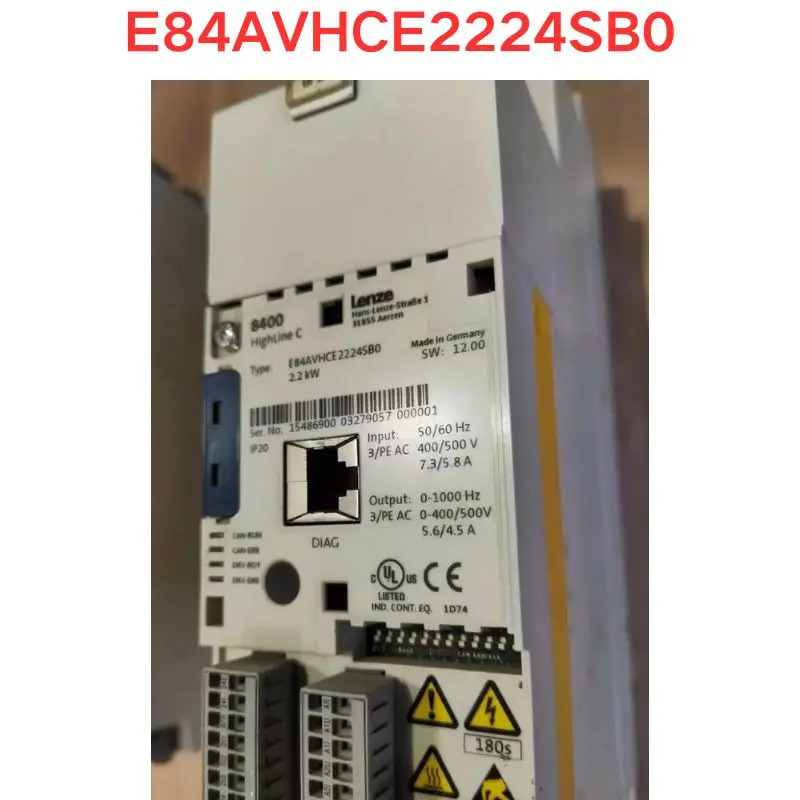오리지널 E84HCE2224SB0 주파수 변환기