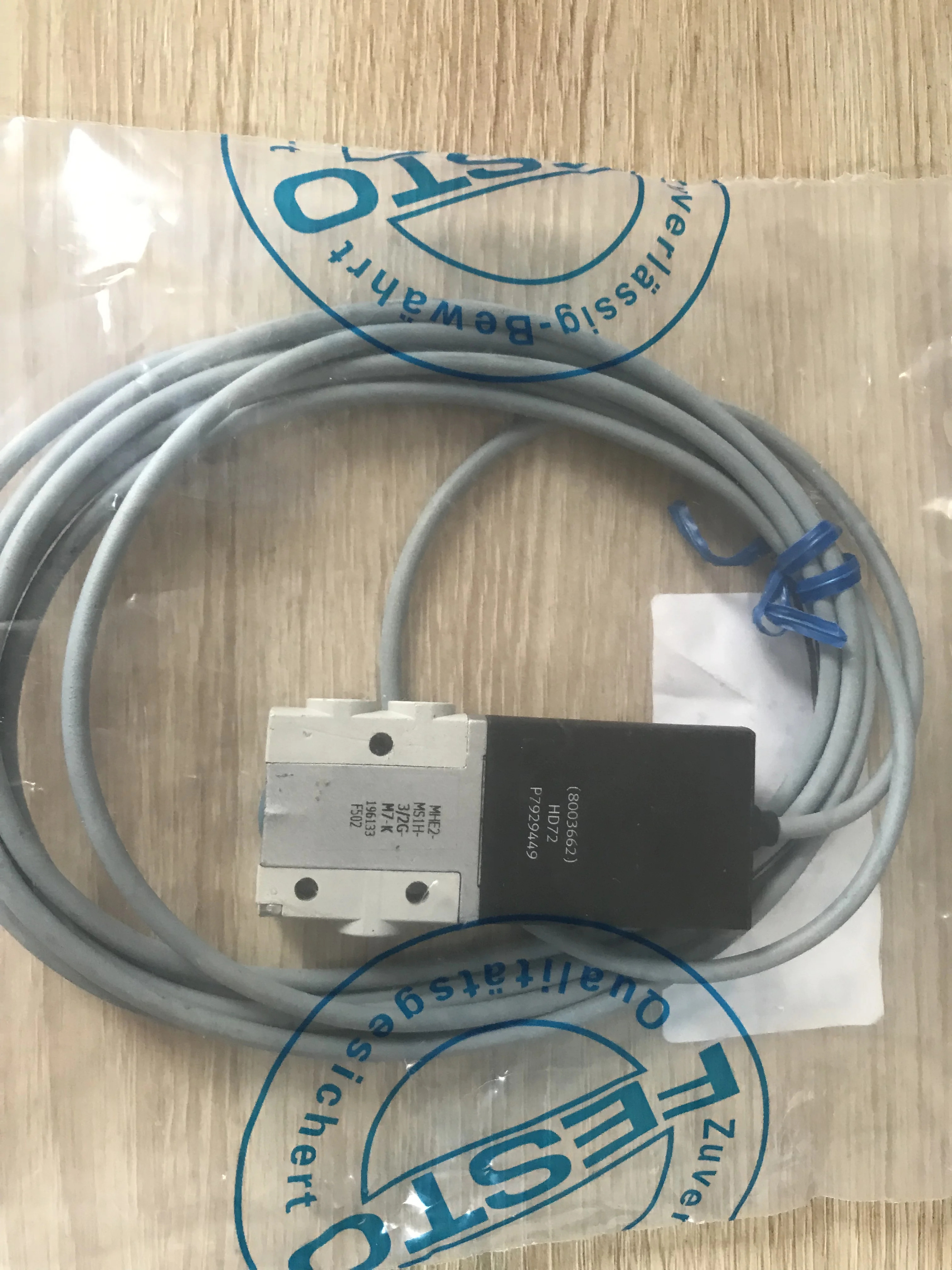 FESTO 솔레노이드 밸브 MHE2-MS1H-3/2G-M7-K 신