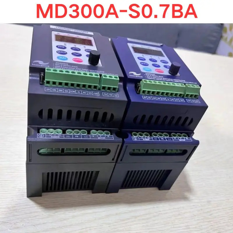 리퍼 Inovance MD300A-S0.7BA 주파수 변환기 0.7KW 기능 OK