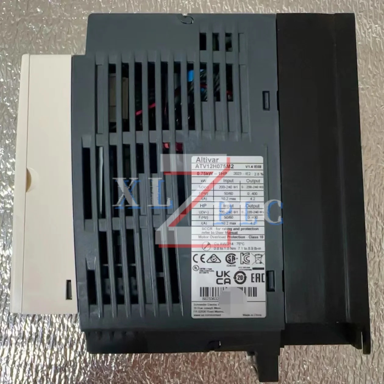 ATV12H075M2 ATV12HU22M3 주파수 변환기 신규 입고