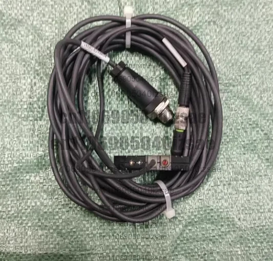 정전식 센서 BCS00U5 10..30V DC 완전 작동 리퍼 완료