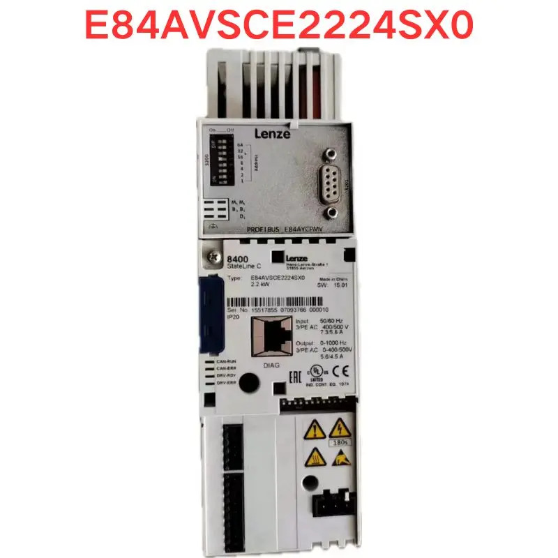 오리지널 E84SCE2224SX0 주파수 변환기