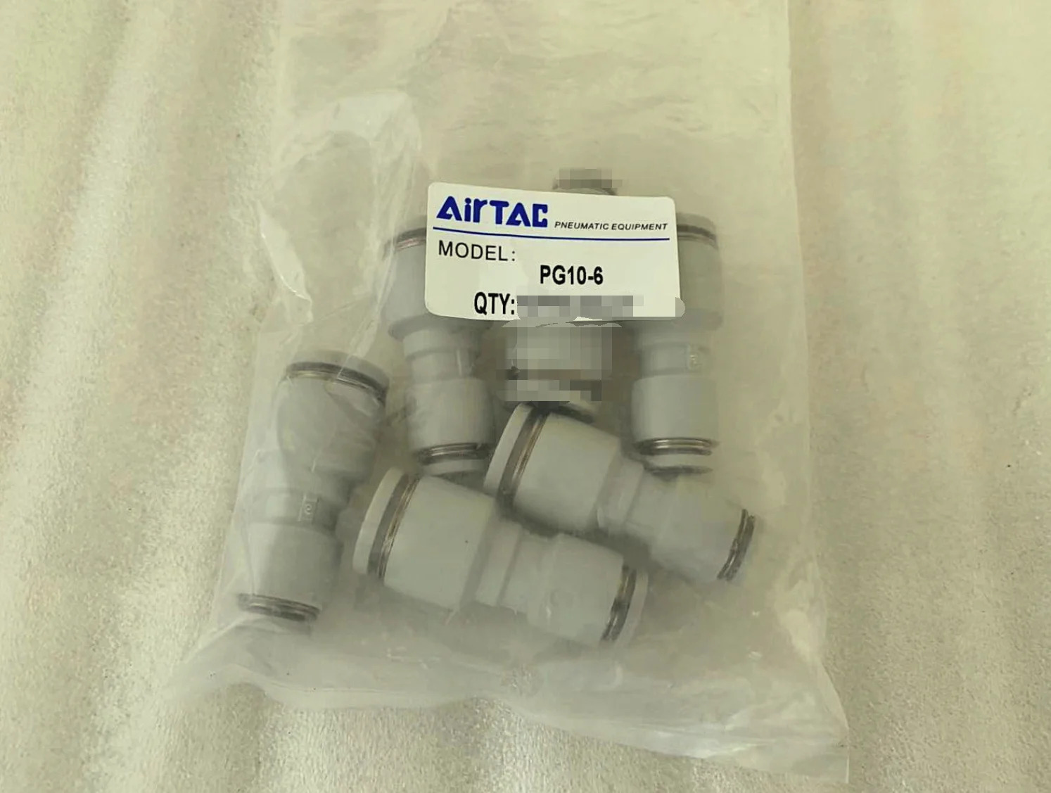 AirTAC 단축형 직선 조인트 PG10-6 신