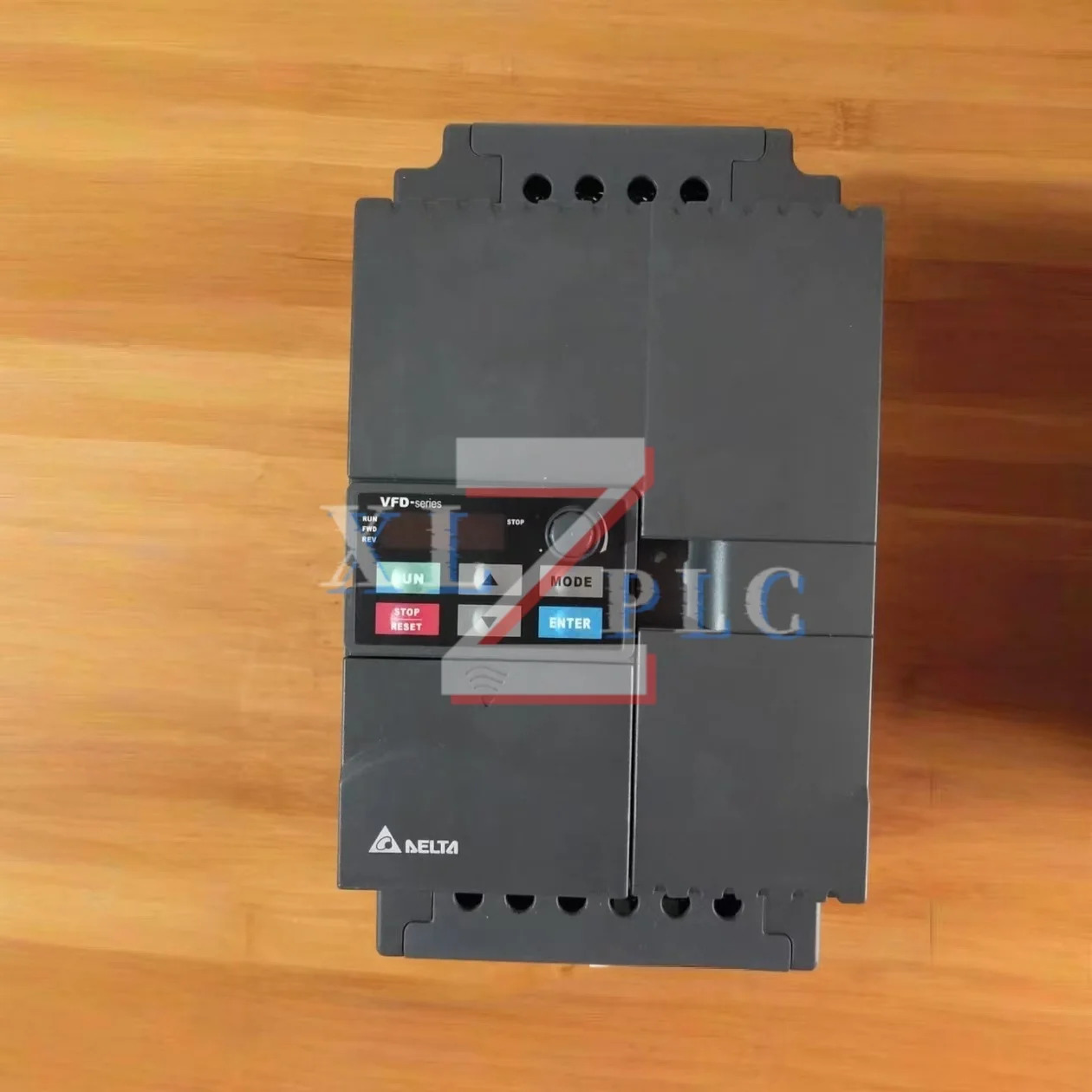 주파수 변환기 새 VFD037EL43A VFD037M43A VFD055E43A VFD075B43A VFD11AMS호환21ANSAA