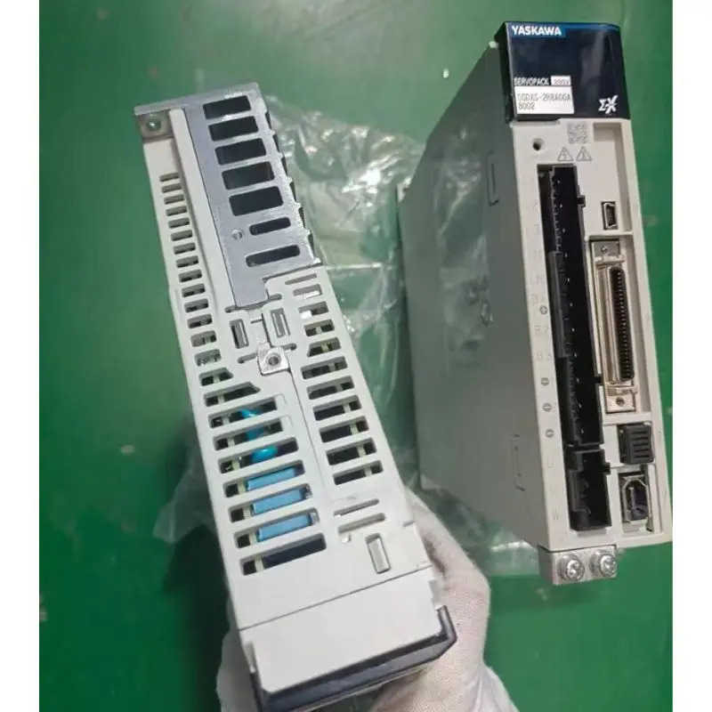리퍼 SGDXS-R8A00A8002 서보 드라이브 OK