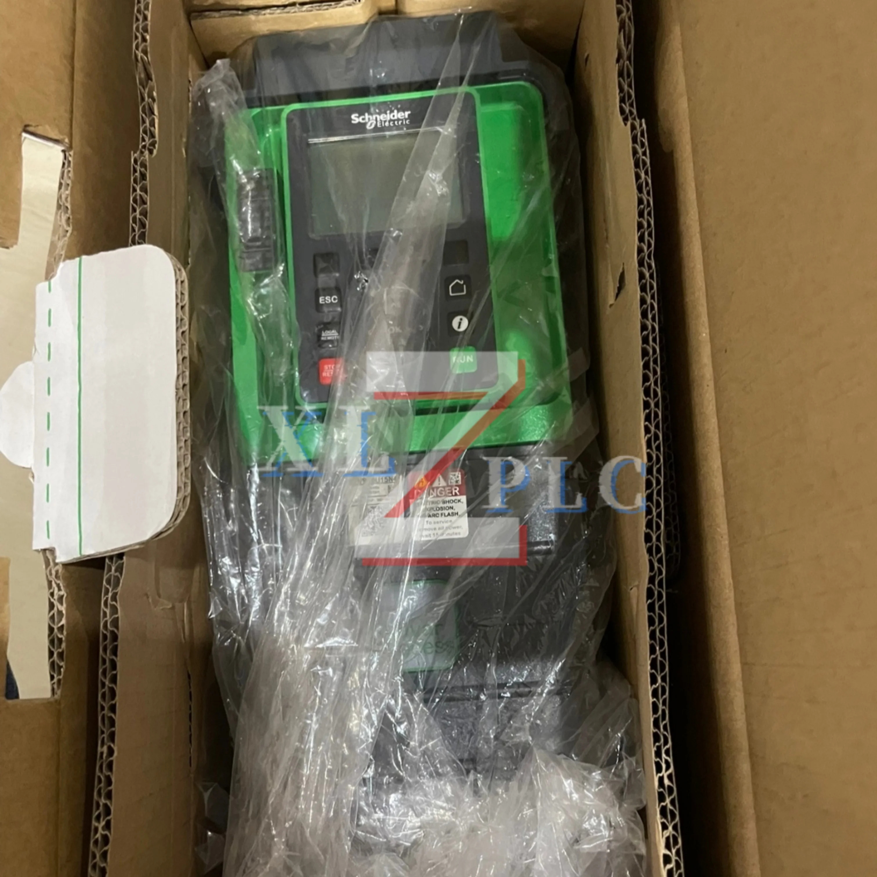 주파수 변환기 ATV61HU15N4Z ATV930U15N4 new