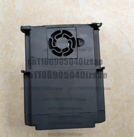 주파수 변환기 GD100-1R5G-4 1.5KW 패널 누락 리퍼 완료 OK