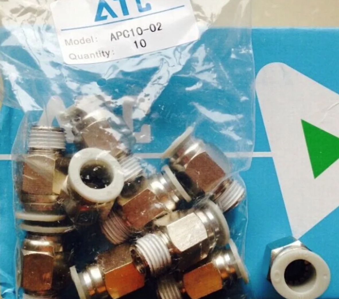 AirTAC 에어 파이프 퀵 커넥터 APC10-02개