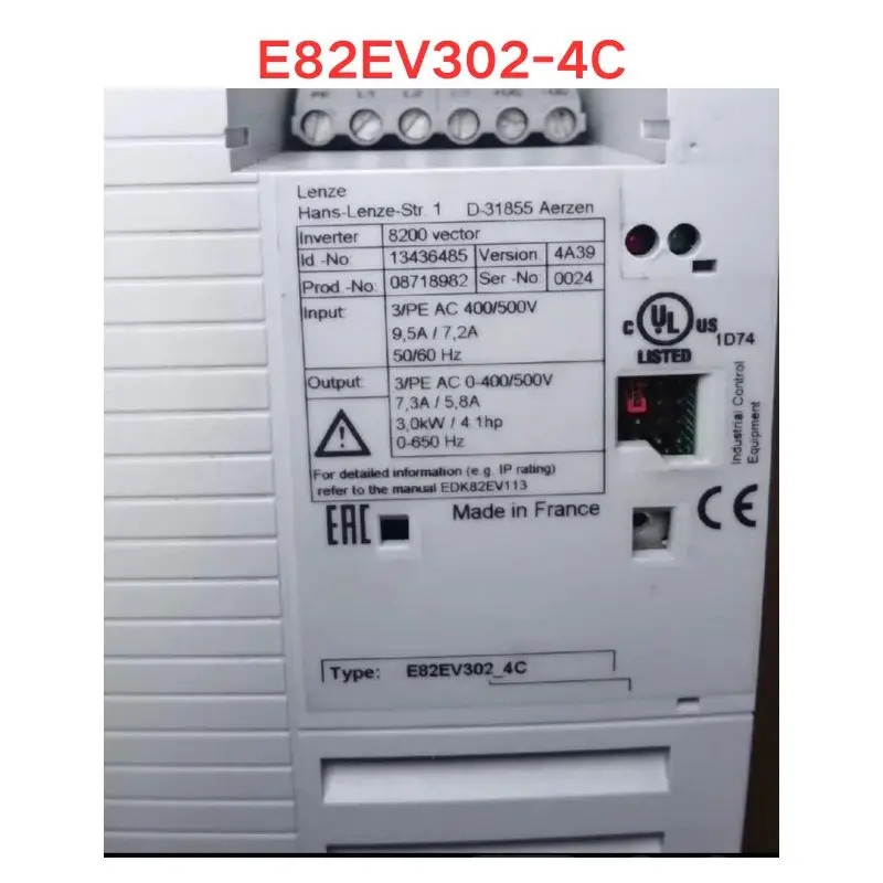오리지널 E82EV302-4C 주파수 변환기