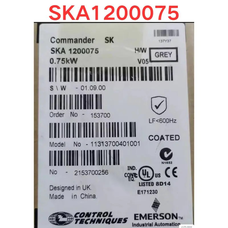 오리지널 SKA 1200075 주파수 변환기 0.75KW 220V
