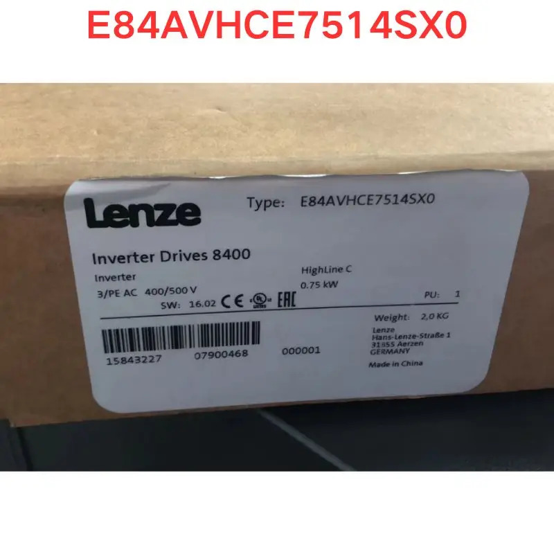 오리지널 E84HCE7514SX0 주파수 변환기 8400 0.75KW