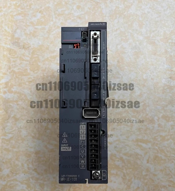 MR-JE-10B 드라이버 100W 3AC/AC200-240V 0.9A/1.5A 50/60Hz 리퍼 완료 OK