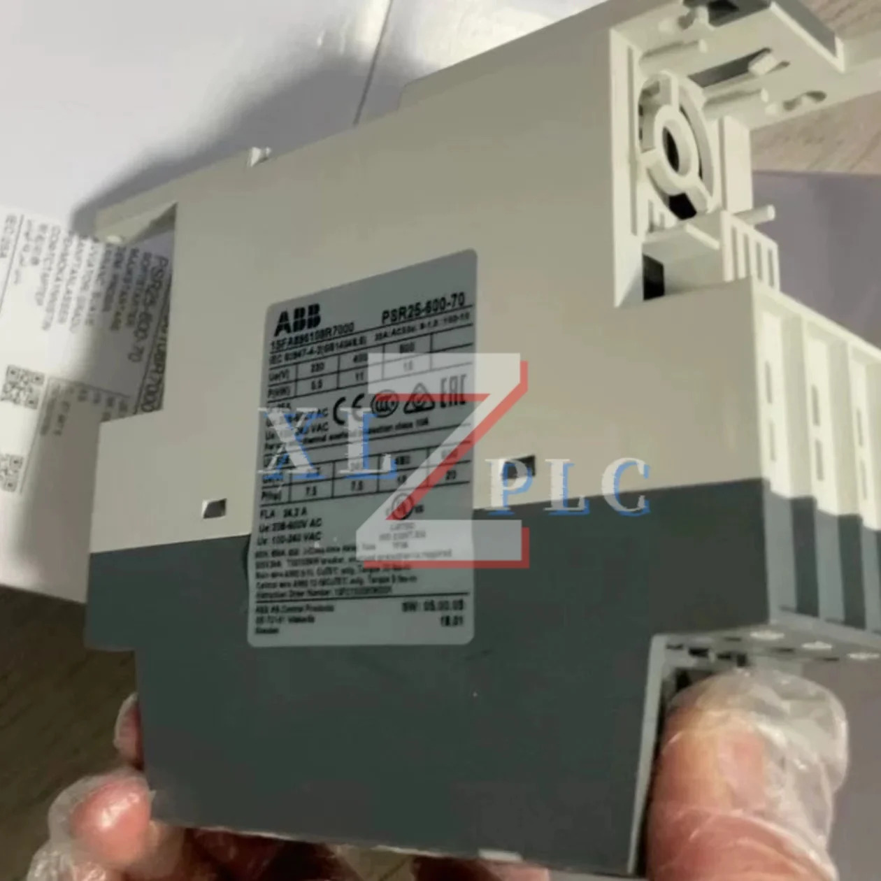 PSR25-600-70 PSR30-600-70 PSR3-600-11 1SFA896103R1100 오리지널 소프트 스타터