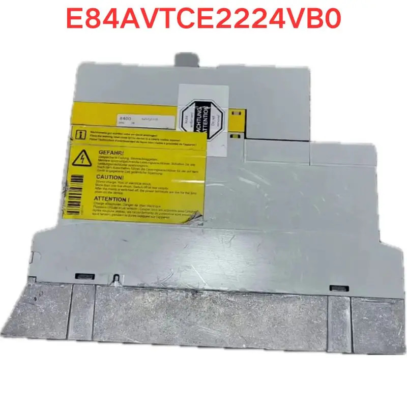 리퍼 E84TCE2224VB0 주파수 변환기 2.2KW 기능 OK