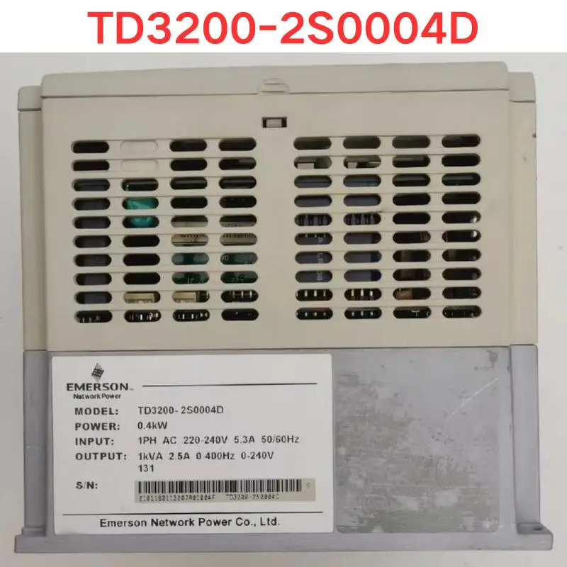 리퍼 에머슨 TD3200-2S0004D 주파수 변환기 0.4KW 기능 OK