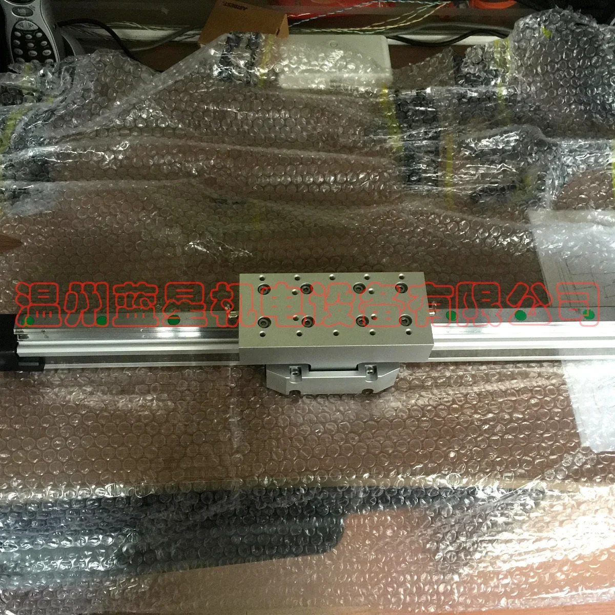 가이드 레일 파커 로드리스 실린더 OSP-P25-02000-00250 STL 미국
