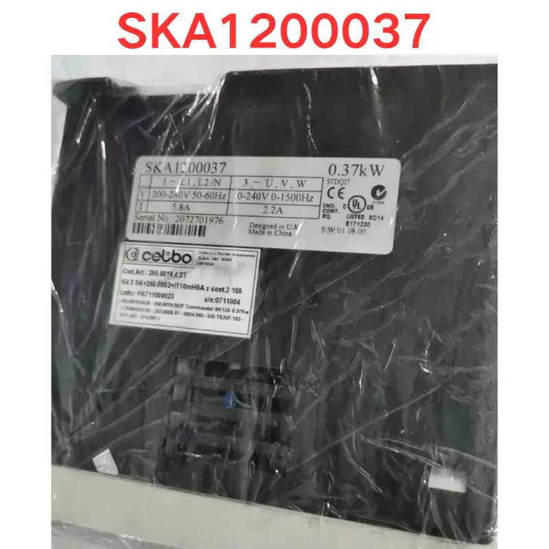 오리지널 SKA 1200037 주파수 변환기 0.37KW