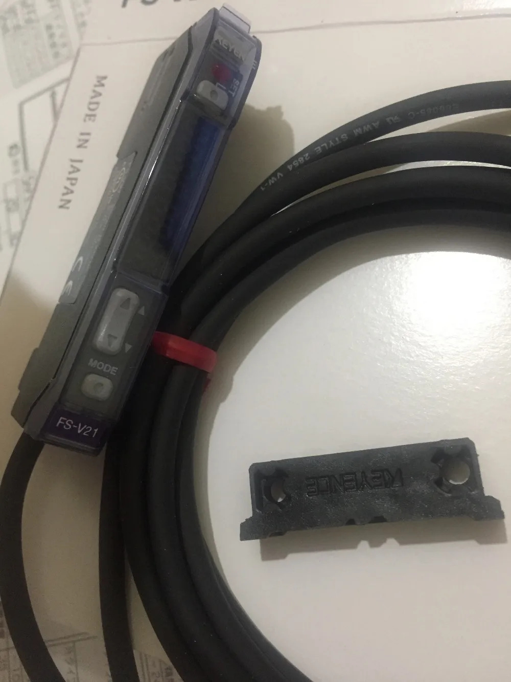 광전스위치 FS-V21 키언스 섬유 증폭기 12-24VDC