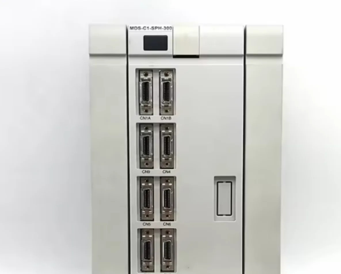 MDS-C1-SPH-300 서보 드라이브 CNC 시스템 기계 리퍼 완료 MDSC1SPH300