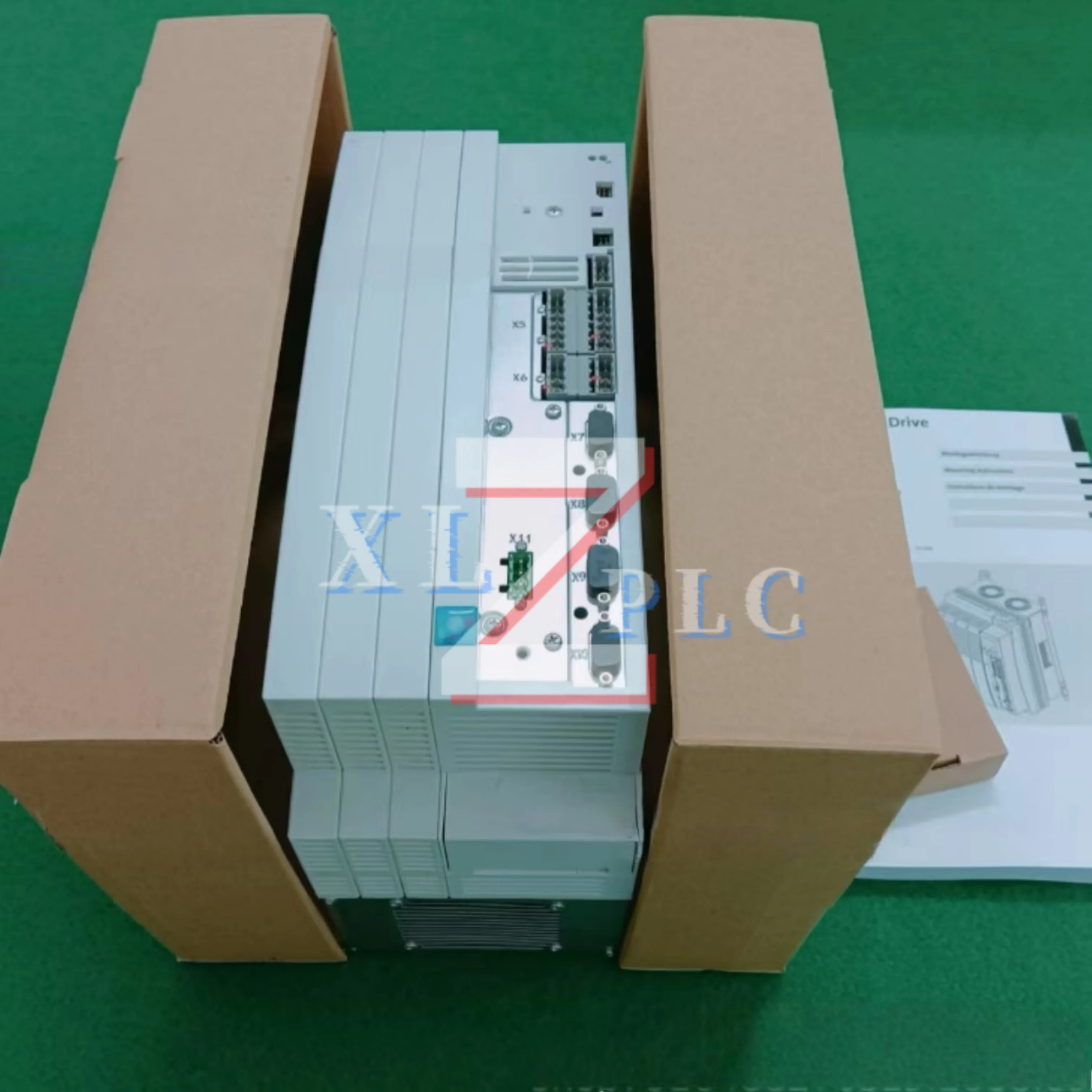 새 주파수 변환기 EVS9324-ET EVS9324-EI EVS9324-EIV907 EVF9324-CVV003 EVF9324-EVV100 EVS9324-EK