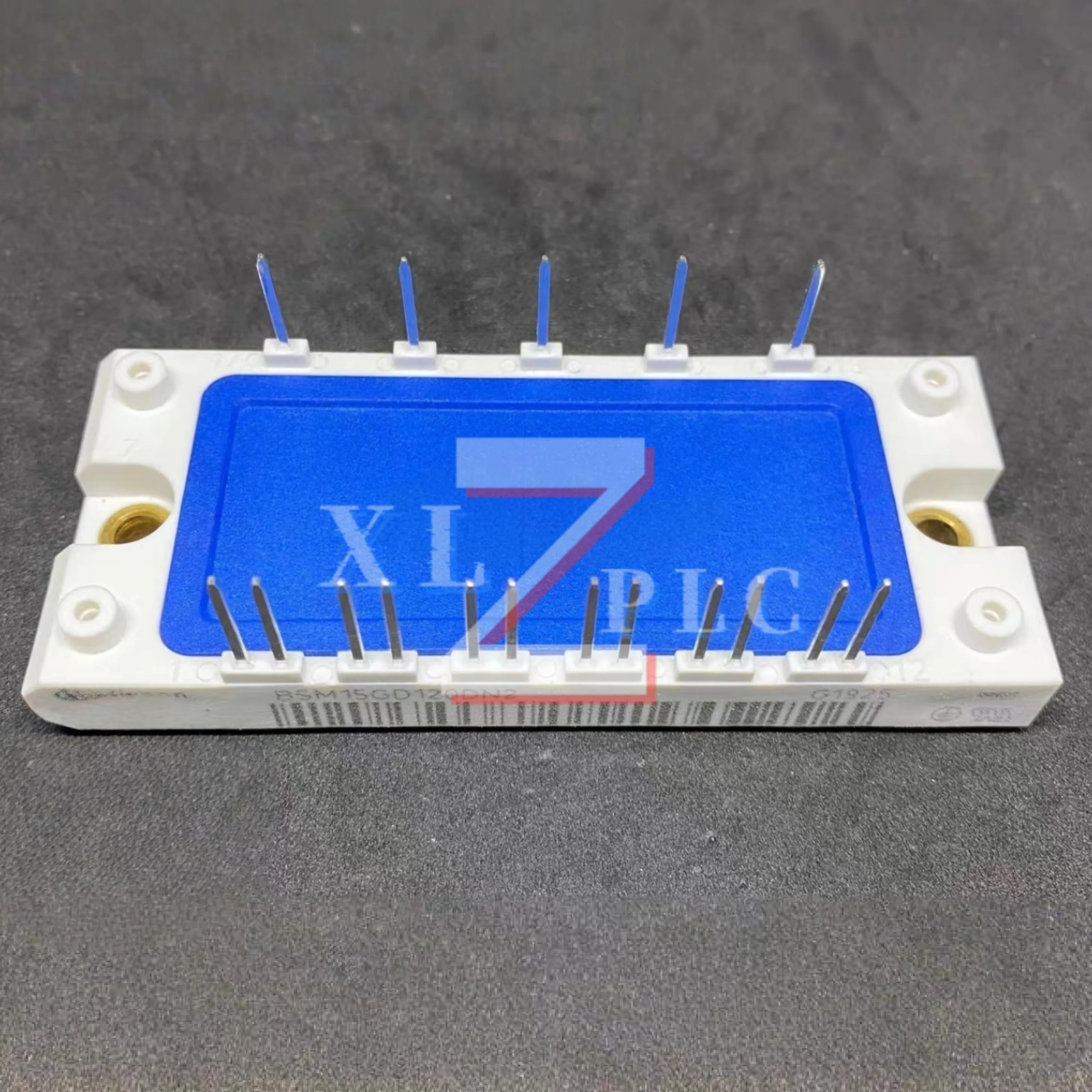 원본 FF1400R12IP4 BSM100GD120DN2 BSM15GD120DN2 BSM15GP120 전원 모듈 공급