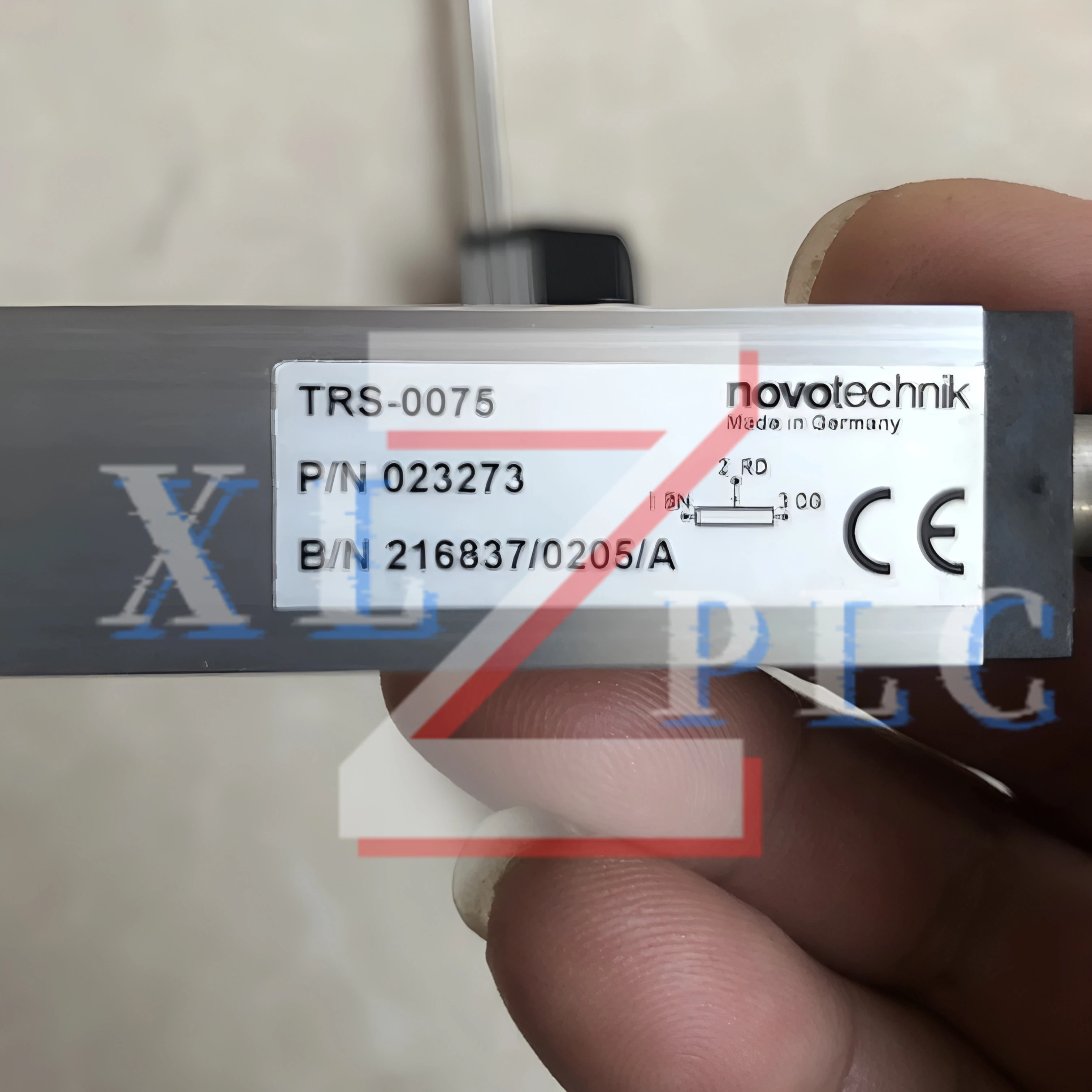 변위센서 신규 입고 TRS-0075 TRS-0100