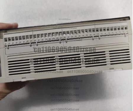 PLC LP2-28M20T AC85-264V 50/60Hz 46VA MAX 기능 손상 없음 리퍼 완료