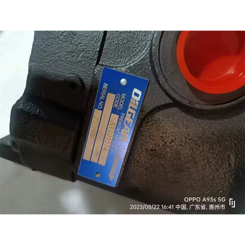 오리지널 Nuoyi 유압 피스톤 펌프 AT302661 83006780 AT457670 83005896