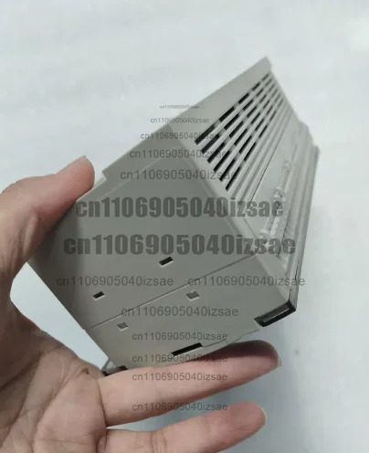 PLC LP2-28M20T AC85-264V 50/60Hz 46VA MAX 기능 손상 없음 리퍼 완료