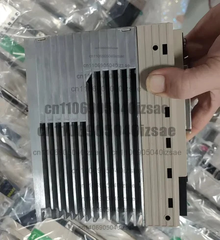 서보 드라이버 1.5KW SV-X3DA150A-A SV-X3EA150A-A 완전 작동 리퍼 완료