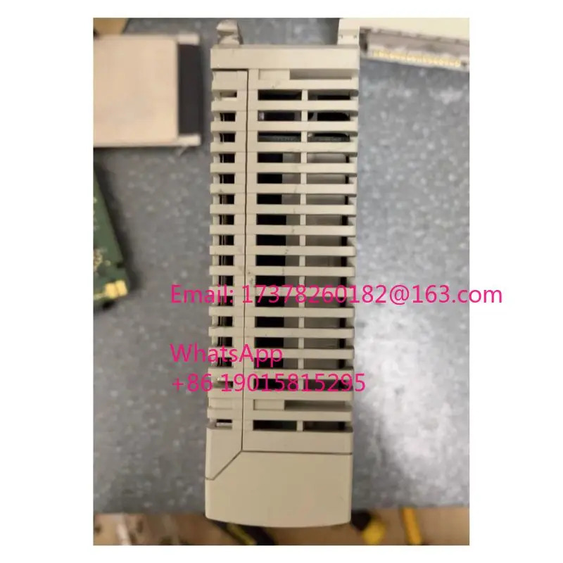 리퍼 TSXP5710 PLC 모듈 완료