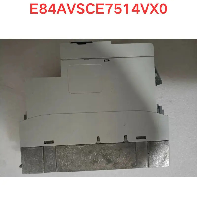 리퍼 E84SCE7514VX0 주파수 변환기 0.75KW 기능 OK
