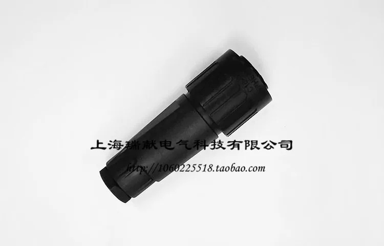 커넥터 C016 10E008 003 1 81 9코어 암 플매트 카펫 러그