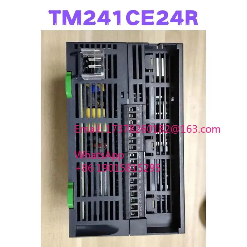 리퍼 TM241CE24R PLC 모듈 완료