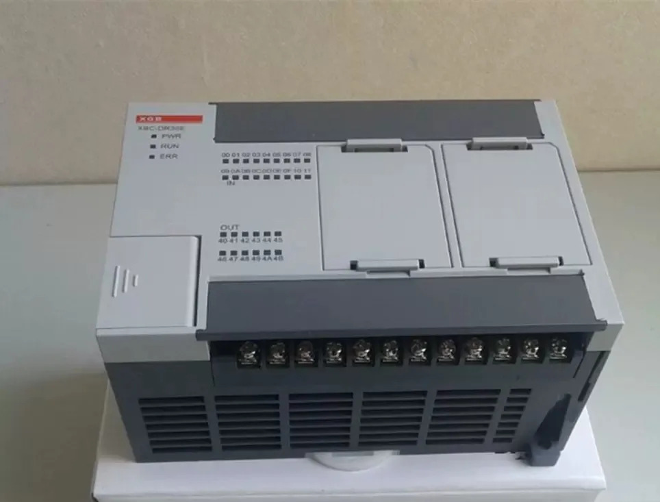 오리지널 XBC-DN20SU PLC 프로그래밍 컨트롤러