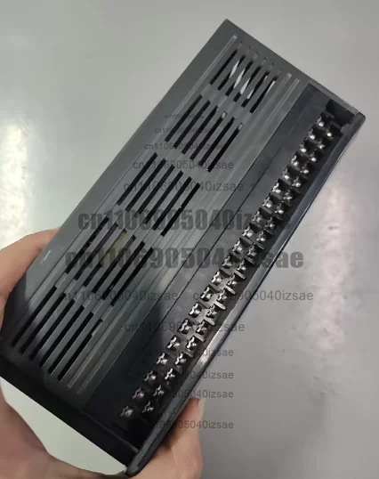 프로그래밍 논리 컨트롤러 C48S2R-e100-240V50/60Hz 15W 완전 작동 리퍼 완료