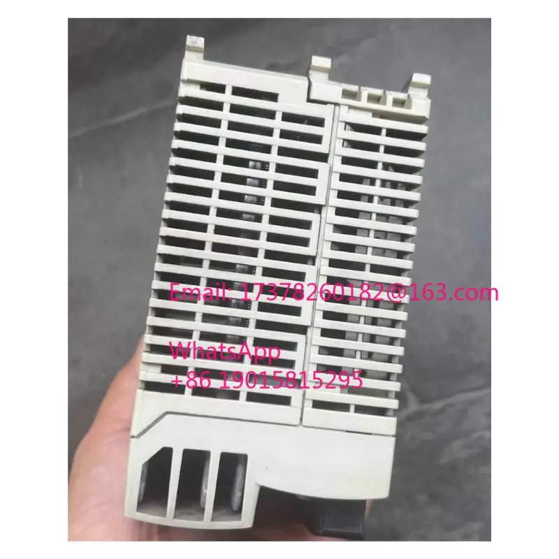 리퍼 TSXP57554M PLC 모듈 완료
