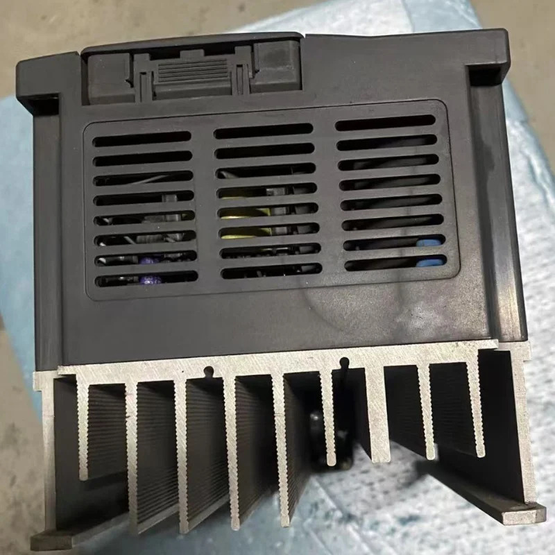 리퍼 주파수 변환기 1.5kW 380V VF80-3015 OK