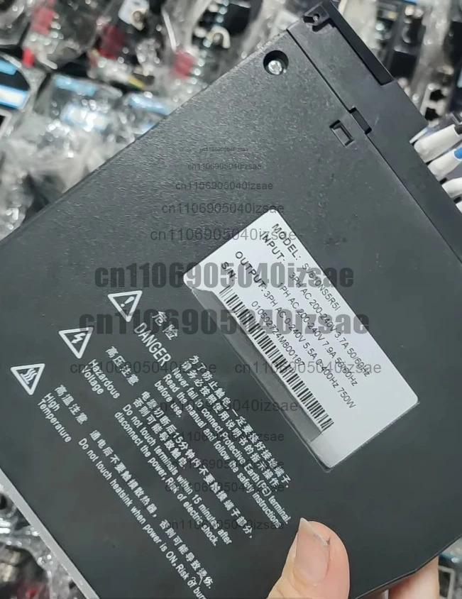 서보 드라이버 SV610NS5R5I 750W 전력 3상 AC 200-240V 출력 완전 작동 리퍼 완료
