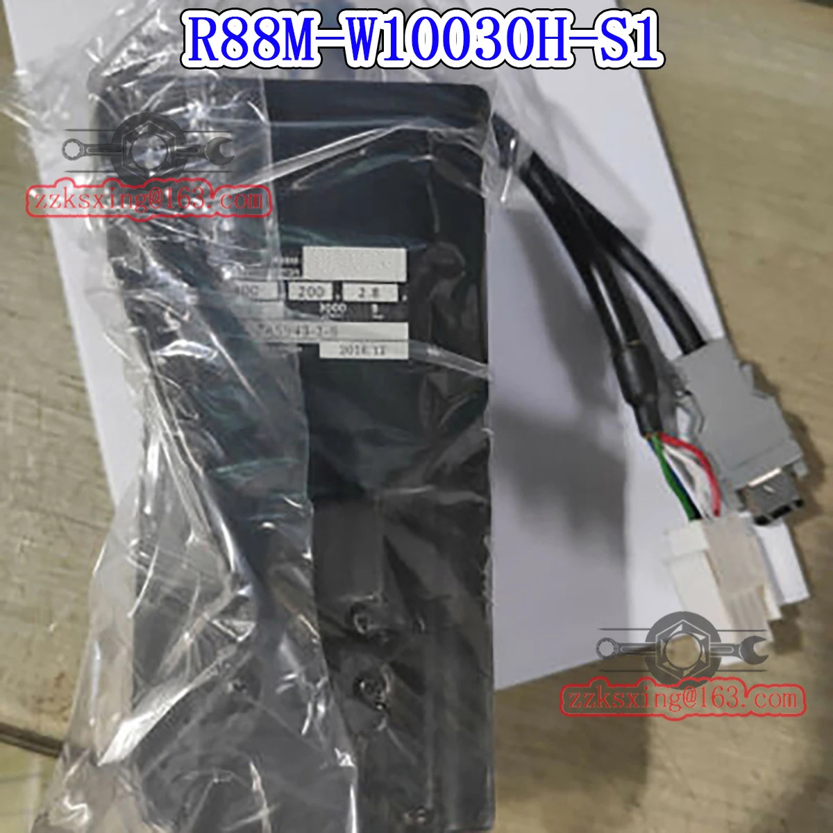 오리지널 AC 서보모터 R88M-W10030H-S1
